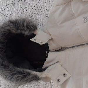 Calvin Klein bubble coat, fur hood 100% polyester  large 12-14